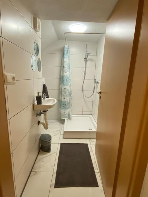 Gaestewohnung In Gunzburg Bagian luar foto